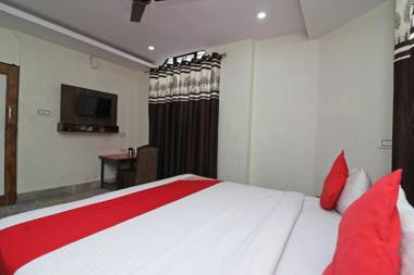 OYO Flagship 18363 New Shanti Hotel