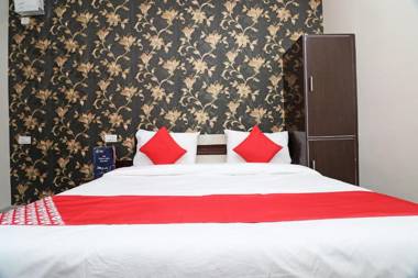 OYO 19629 Royal Stay Inn