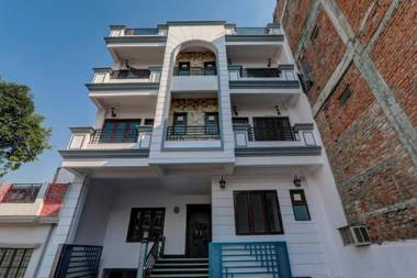 Collection O 83439 Hotel The Lemongrass