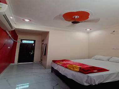 OYO 88148 Ansuiya Guest House