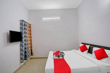 OYO Flagship 90635 Diamond Guest House