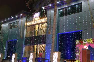 Hotel The Golden Sunrise