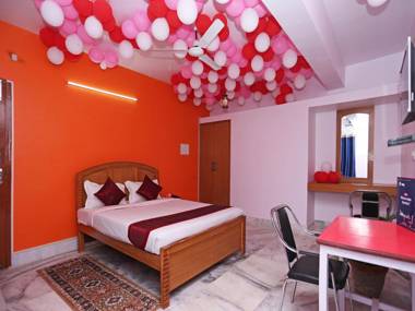 OYO 10994 Hotel Luxury INN