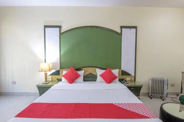 Collection O 27830 Hotel Green Forest