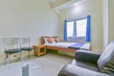 SPOT ON 74990 Tulsi Banquet And Guest House