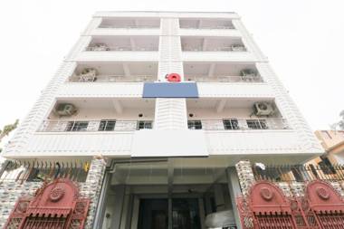 Capital O 78105 Hotel Figtree Premier