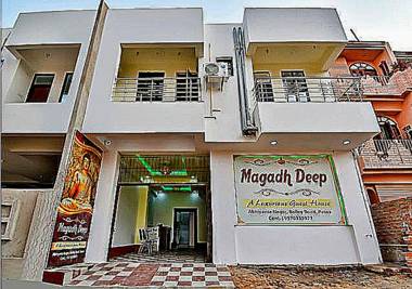 OYO 79407 Magadh Deep