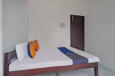 SPOT ON 76527 Desh Premi Guest House