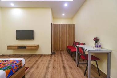 FabHotel Le Gardenia