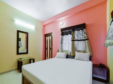 OYO Flagship 82853 Blue Velvet