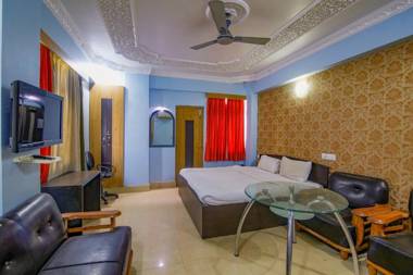 FabExpress Superior Nesh Inn