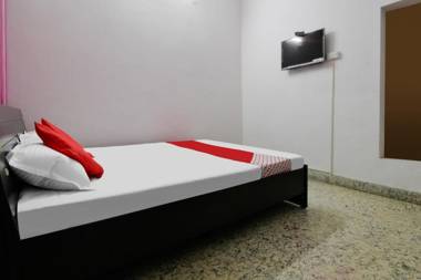 OYO 84832 Aashirvaad Green's Guest House