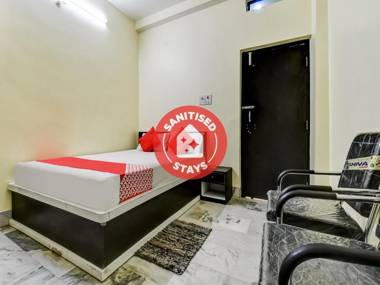 OYO Flagship 85136 Hotel Basera