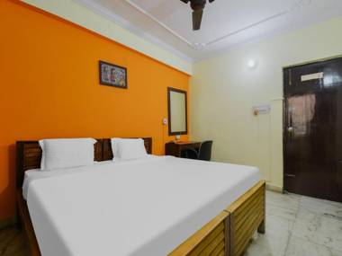 OYO 87540 Hotel Vibrant