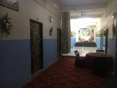 Capital O 88580 Hotel Shree Balajee 1