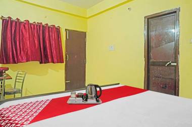 OYO 90860 Hotel Imperial Inn