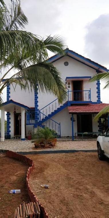 Aqua Arina Holiday Farm House