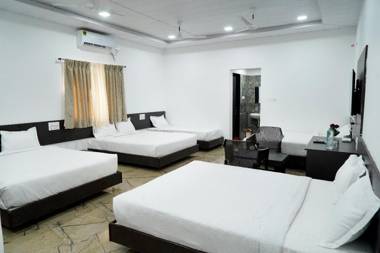 Fintastic Beach Resort