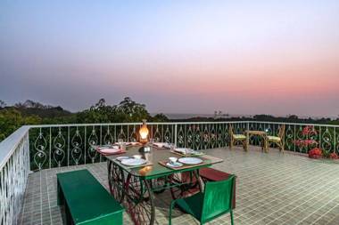 SaffronStays Sunglade