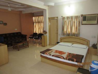 HOTEL SOMNATH