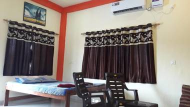 Farmers corner guest house Aronda close to Arambol ( north goa boder)