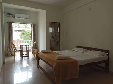 Rest Inn Beach Guest House