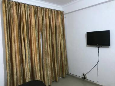 One BHK Independent Apartment in City Beautiful !