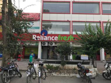 One BHK Independent Apartment in City Beautiful !