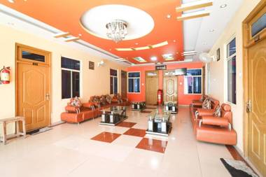 SPOT ON 61434 Sabri Barkat Hotel