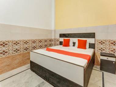 SPOT ON 84554 Dehra Sabri Hotel