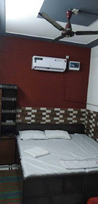 SPOT ON 91725 Hotel Dream House