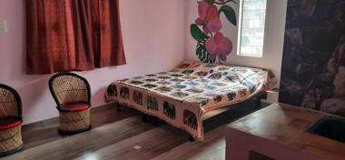 POP HOME 89240 Home Stay