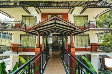 VANYA HOLIDAY RESORTNELLIYAMPATHI