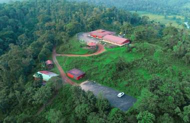 Coffee Creek Resorts