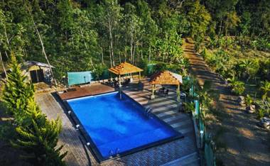 STAYMAKER Kattehole Resort