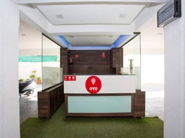 OYO 11512 Hotel Kedari Residency