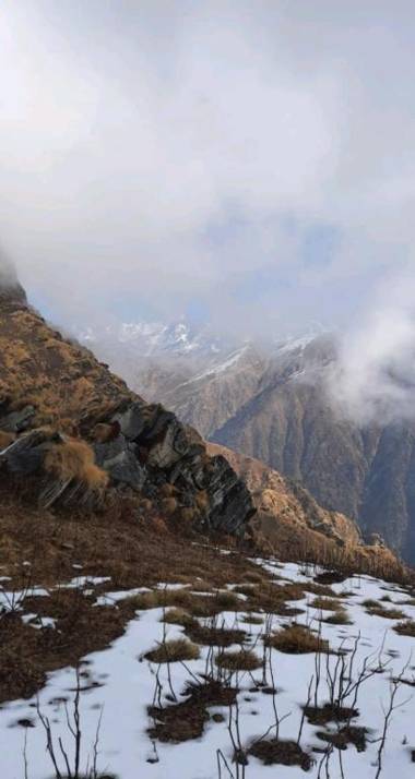 JFR Studio Apartments Kausani