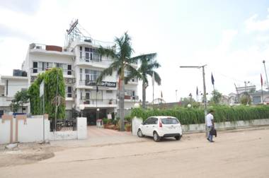 Hotel Amar Palace