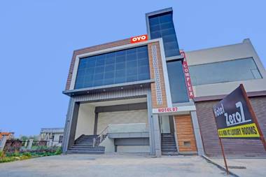 OYO 87521 Hotel Zero 7