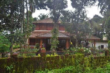 Poonthanam Homestay