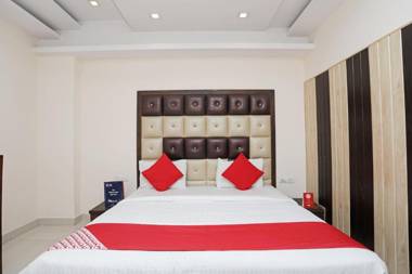 OYO 5183 Hotel Subhadra Residency