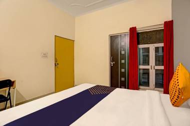 SPOT ON 75330 Hotel Grand Blue