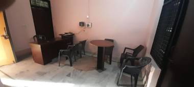 OYO 82462 JSB Red Villa