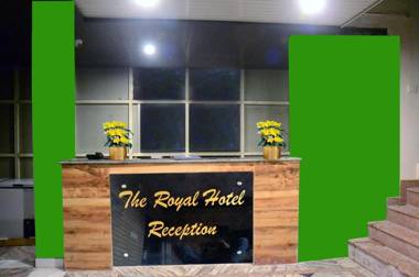 OYO 82880 The Royals Hotel