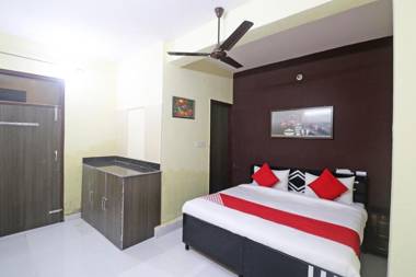 OYO 84266 Mahaveer Residency