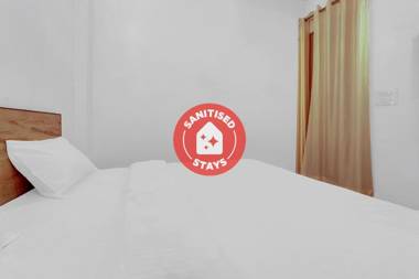 OYO 86016 Hotel Larissa