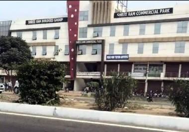 OYO 85195 Hotel Spark Inn