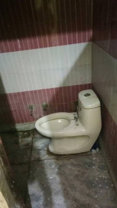 OYO 91084 Viraj Hotel