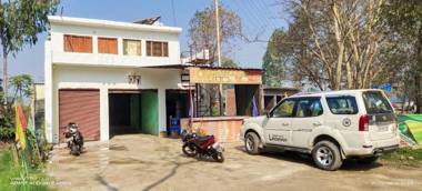 OYO 85611 Kaikshi Chicken Point