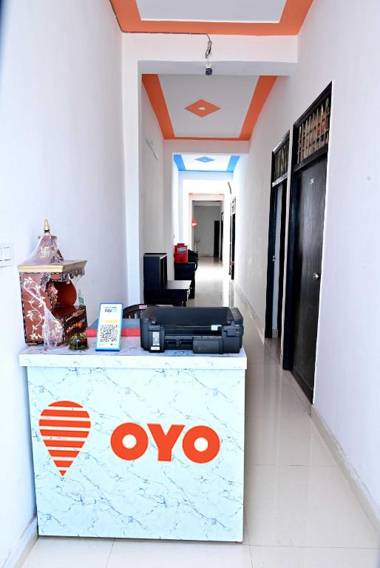 SPOT ON 91771 Hotel Heaven Inn